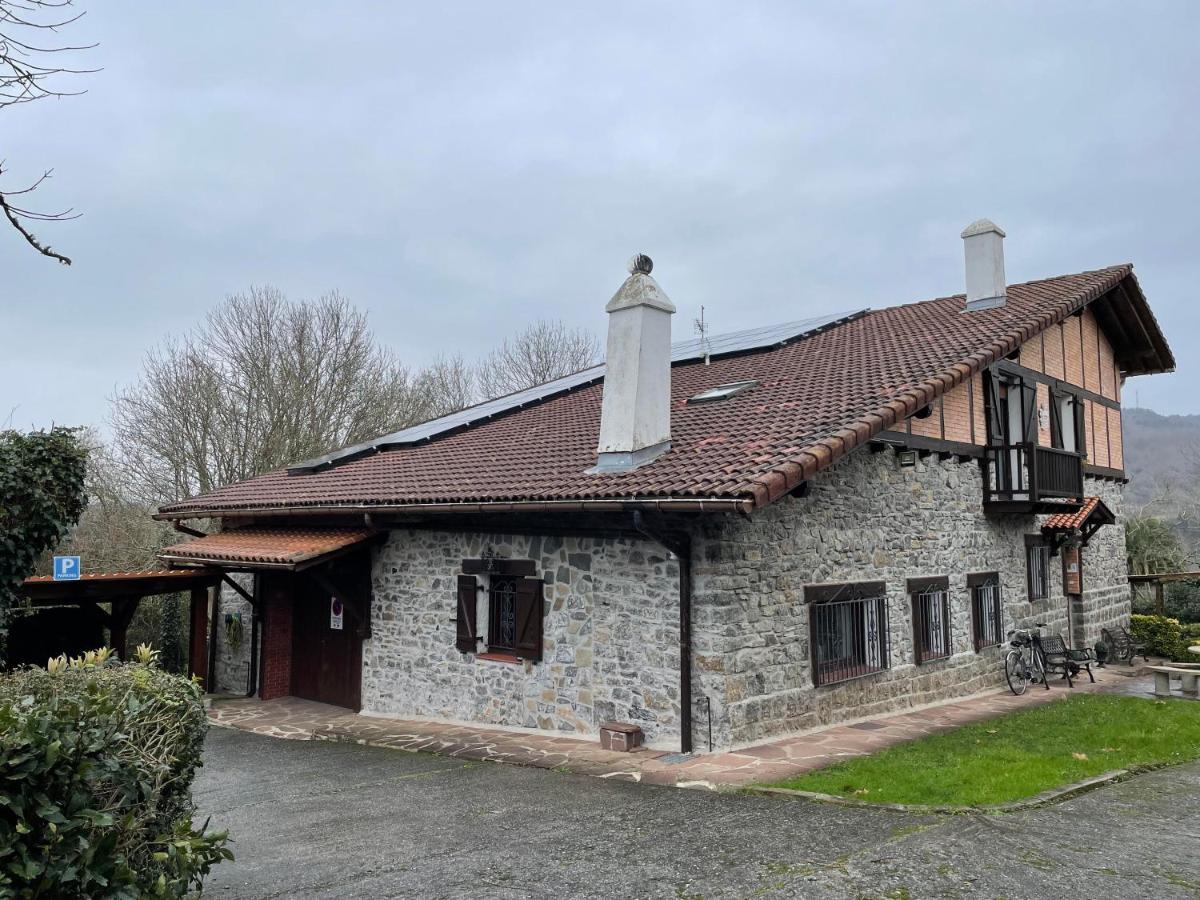 Txorienea Rural Villa Irun Exteriör bild