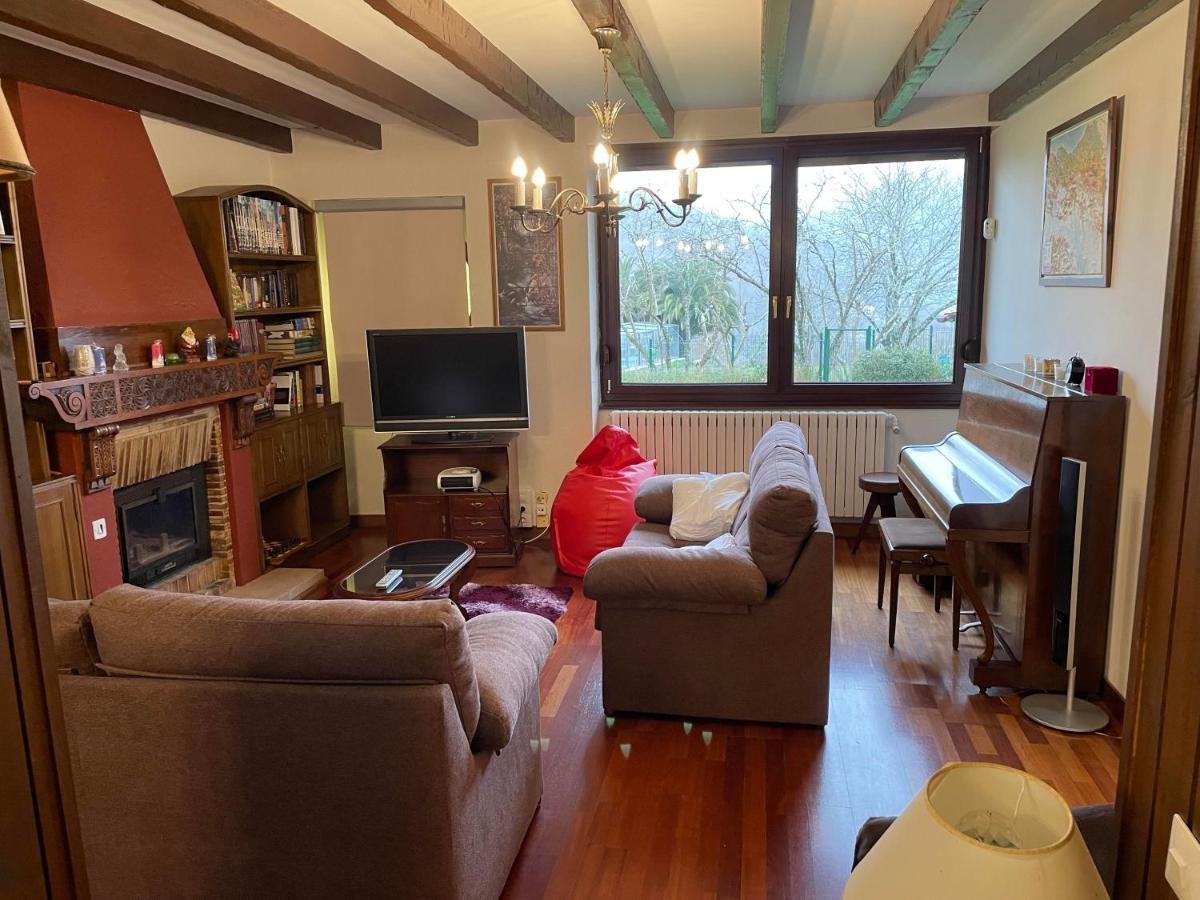 Txorienea Rural Villa Irun Exteriör bild