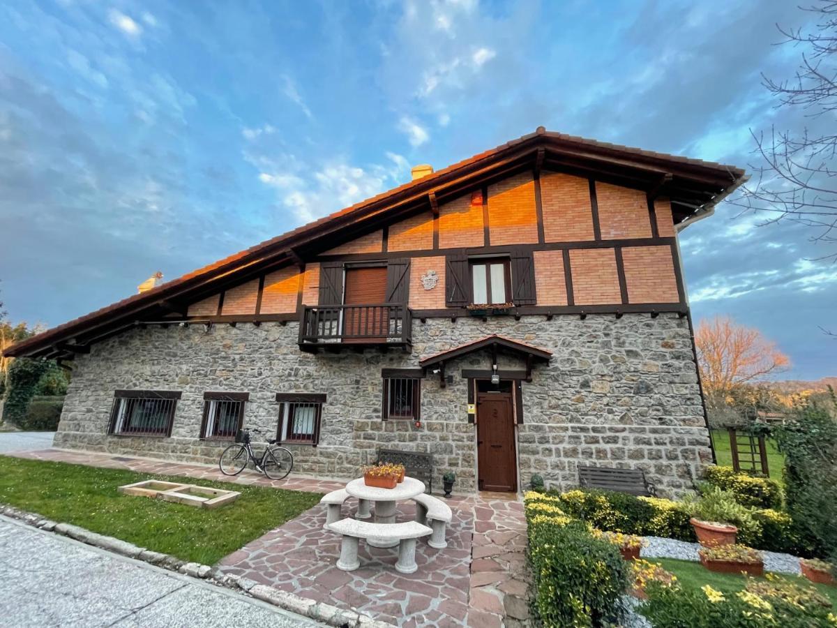 Txorienea Rural Villa Irun Exteriör bild